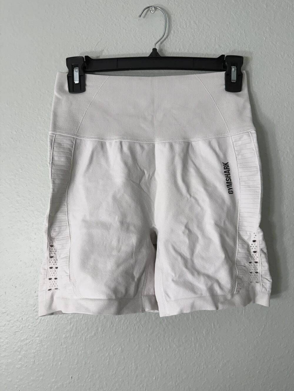 Gymshark Women’s Energy Seamless Shorts Coconut White - Medium
